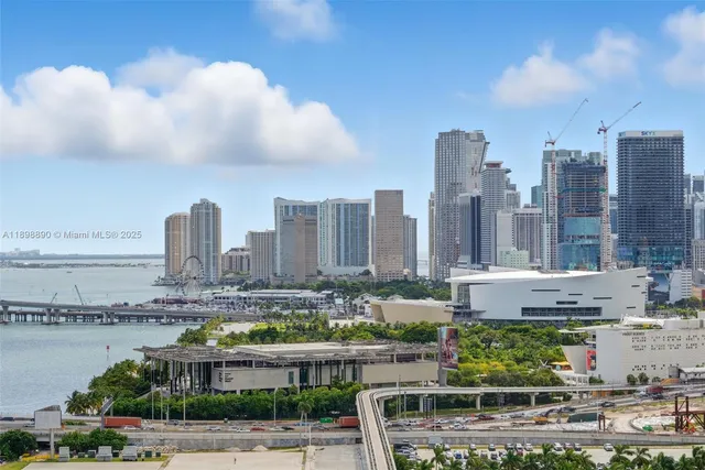 $6,500 | 1717 North Bayshore Drive, Unit A2655, Miami, FL 33132