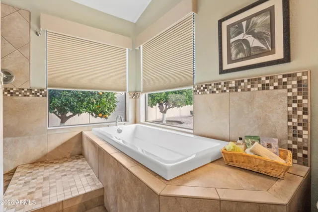 $775,000 | 437 South Port Drive, Gilbert, AZ 85233