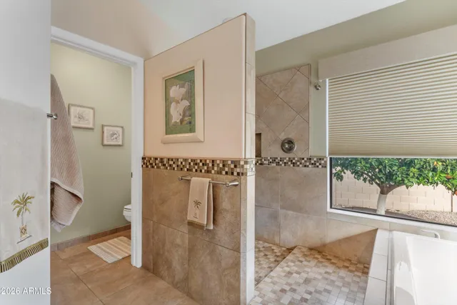 $775,000 | 437 South Port Drive, Gilbert, AZ 85233