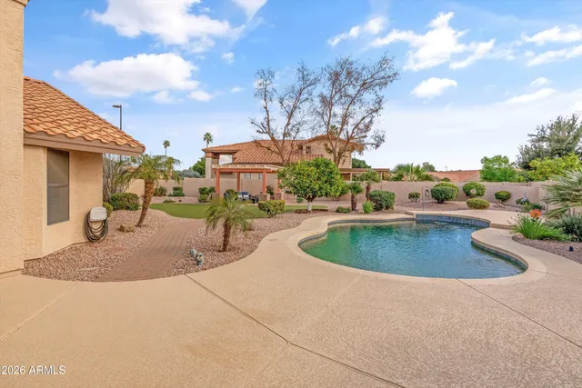 $775,000 | 437 South Port Drive, Gilbert, AZ 85233