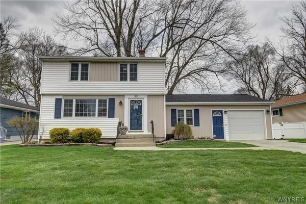 $325,000 | 80 Castleton Place, Tonawanda, NY 14150
