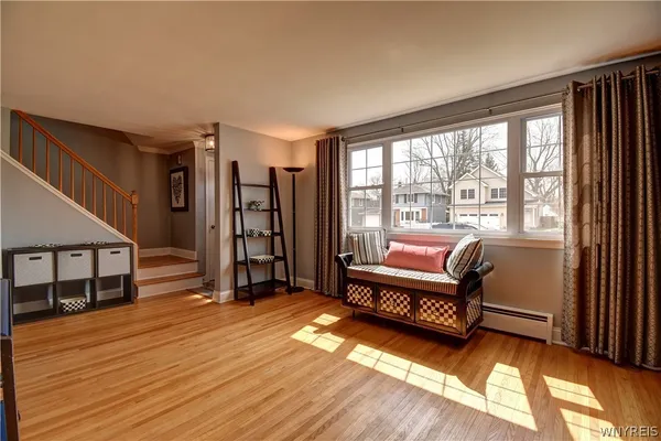 $325,000 | 80 Castleton Place, Tonawanda, NY 14150