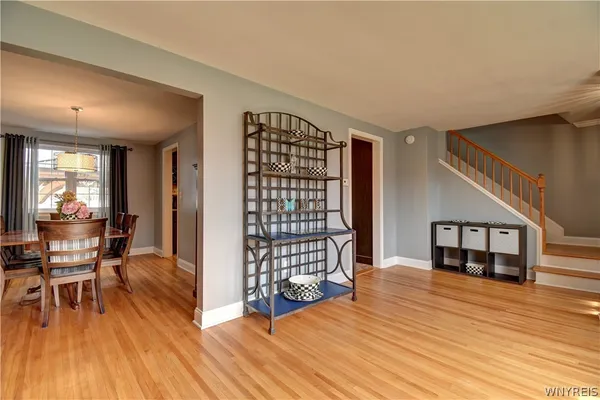 $325,000 | 80 Castleton Place, Tonawanda, NY 14150