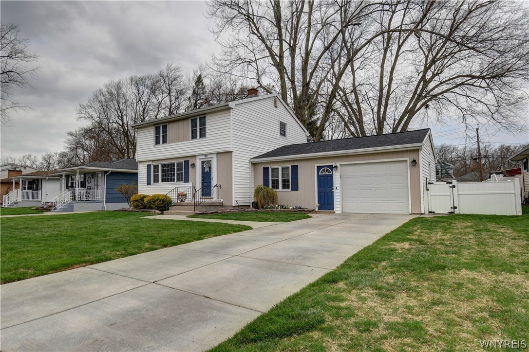 80 Castleton Place Tonawanda, NY 14150 - Photo 2 of 40