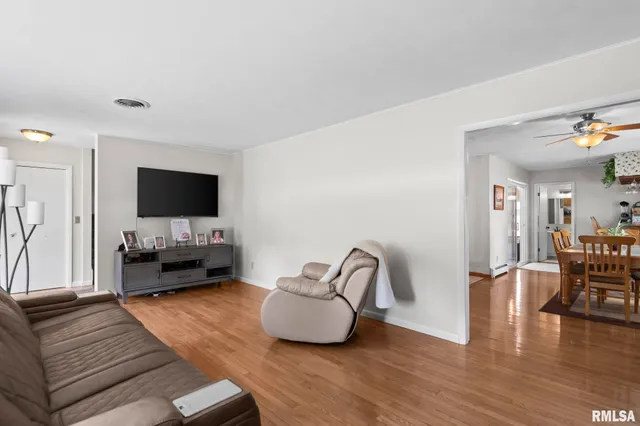 $385,000 | 729 Kenton Boulevard, Taylorville, IL 62568