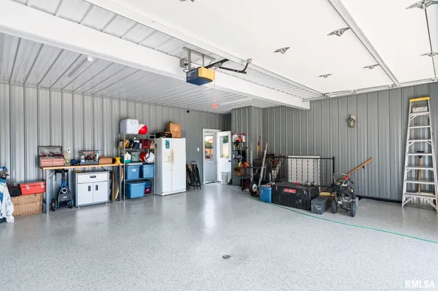 $385,000 | 729 Kenton Boulevard, Taylorville, IL 62568