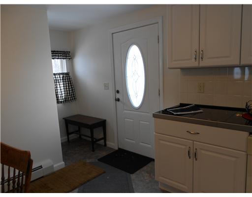 22 Knox Street Millinocket, ME 04462 - Photo 7 of 22 Kitchen.