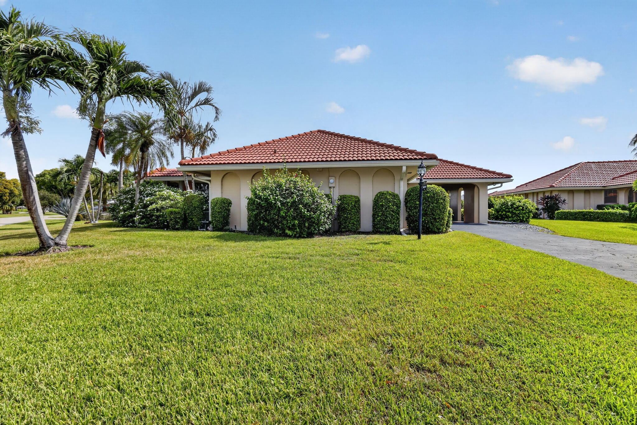 213 Rio Vista Circle Atlantis, FL 33462 - Photo 2 of 30 1-web-or-mls-_14A4914