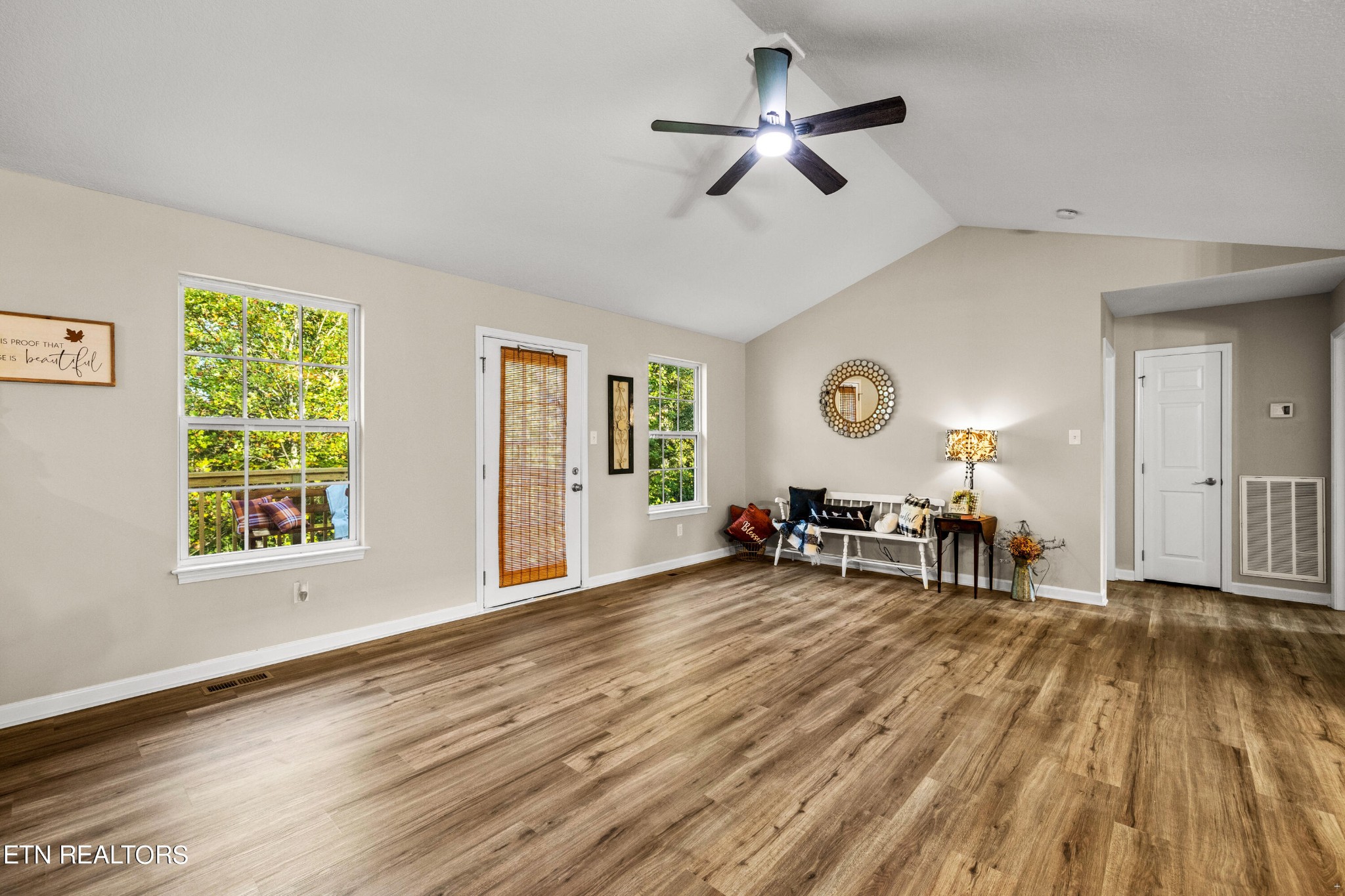 262 Pleasant View Loop Clinton, TN 37716 - Photo 6 of 29