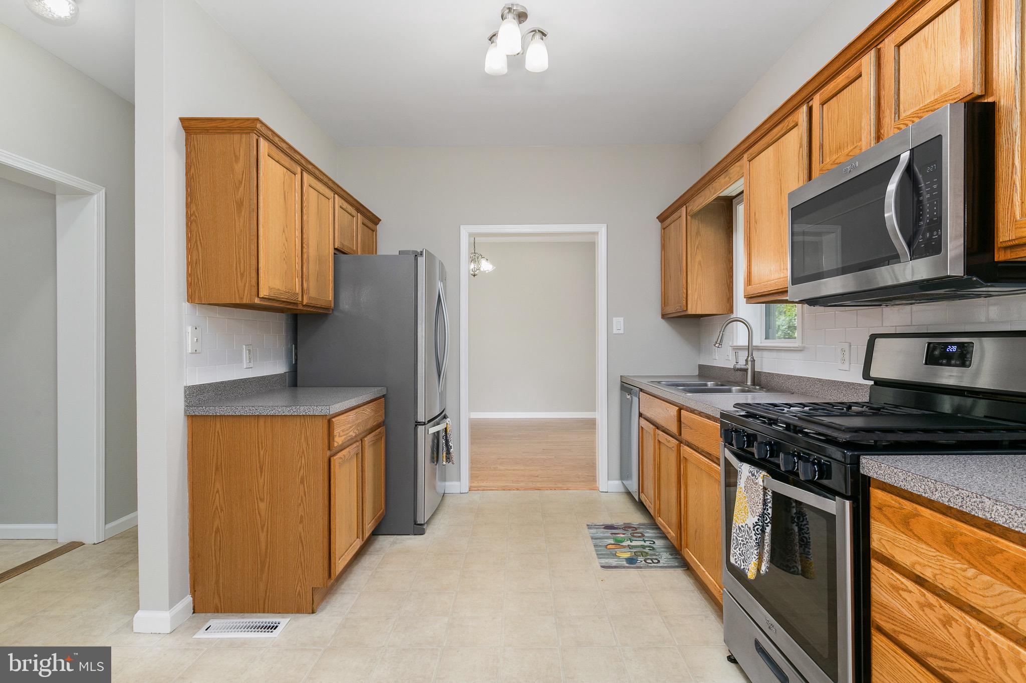 418 Juliustown Pemberton Road Juliustown, NJ 08022 - Photo 13 of 25 Gallery Image 13