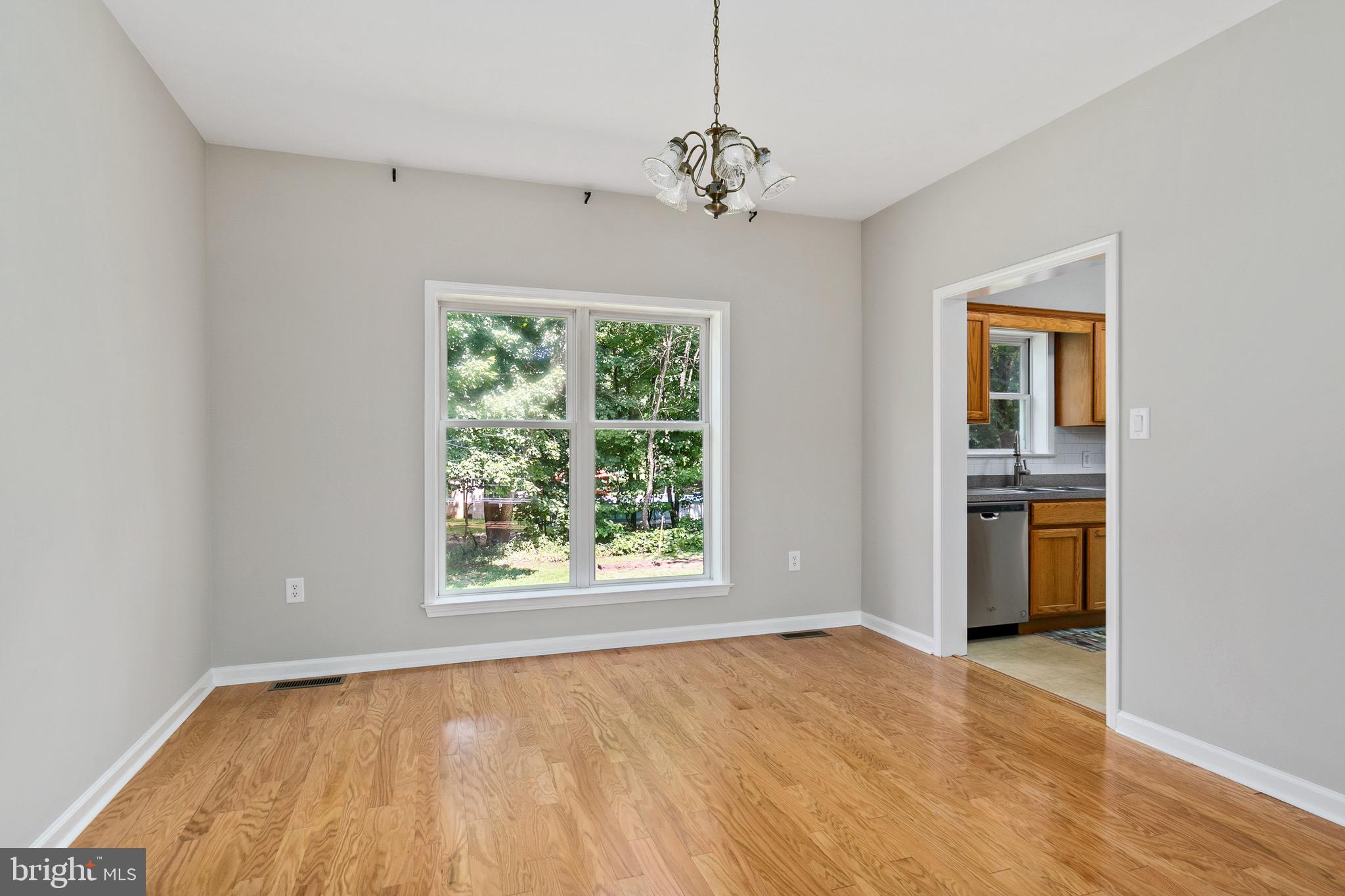 418 Juliustown Pemberton Road Juliustown, NJ 08022 - Photo 7 of 25 Gallery Image 7