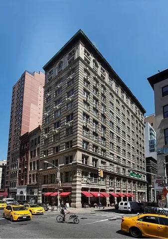 $3,500,000 | 366 Broadway, Unit PH12B | TriBeCa