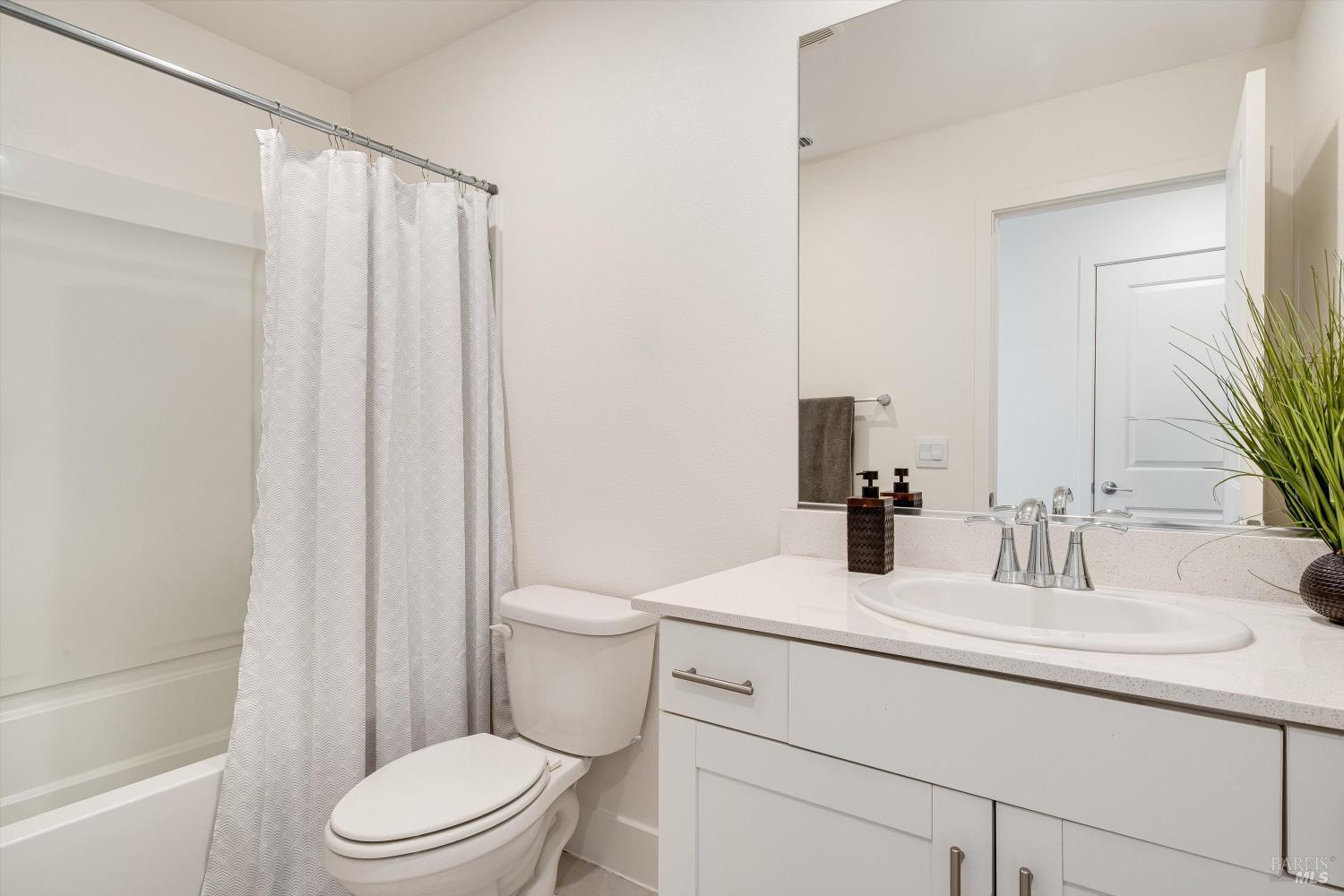 6054 Oxford Place Rohnert Park, CA 94928 - Photo 31 of 44 Upstairs Hallway Bathroom