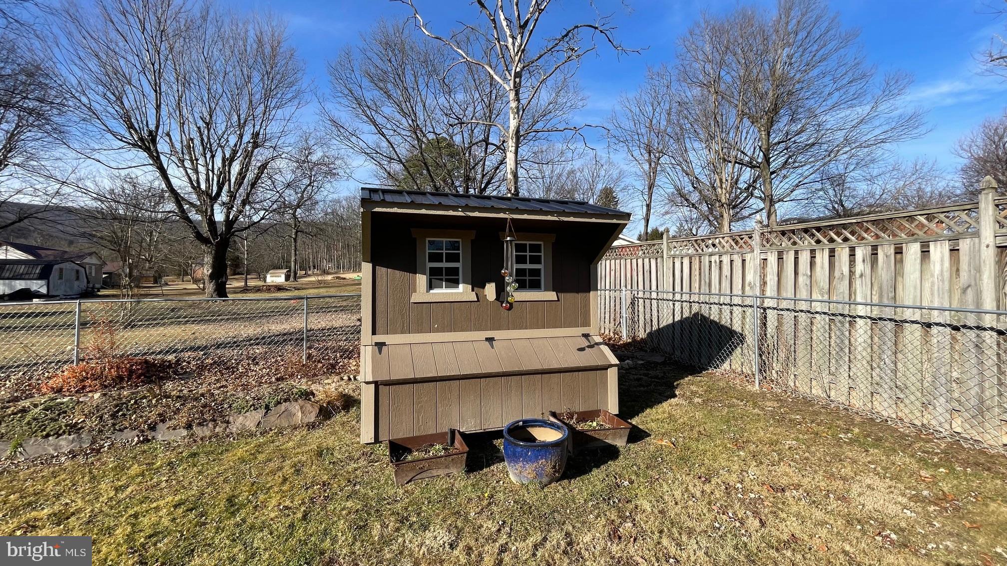 81 Lester Street Keyser, WV 26726 - Photo 49 of 75 CHICKEN COOP/SHED