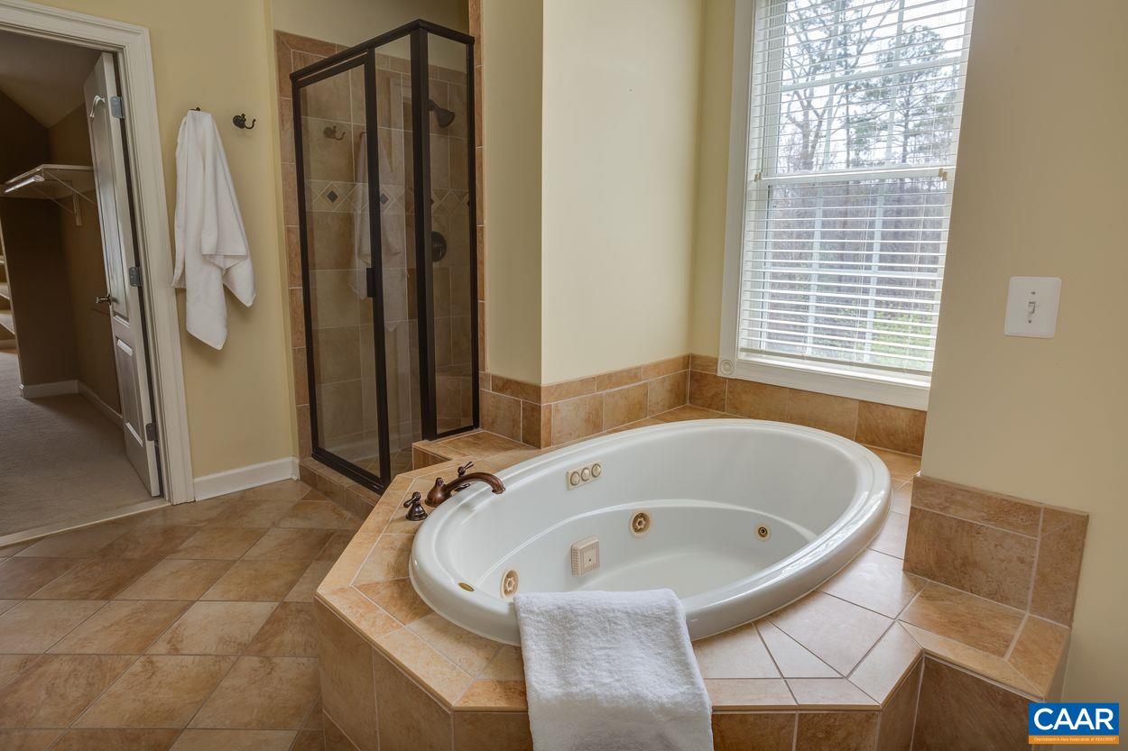 2008 Farringdon Road Keswick, VA 22947 - Photo 20 of 40 Gallery Image 20