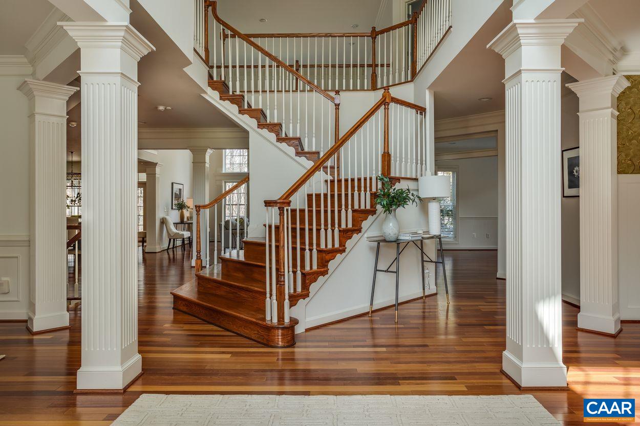 2008 Farringdon Road Keswick, VA 22947 - Photo 4 of 40 Gallery Image 4