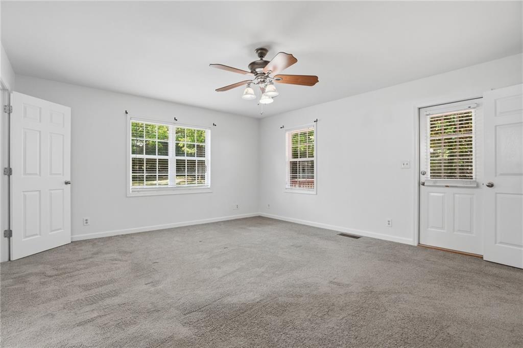 128 McNeal Road Winder, GA 30680 - Photo 13 of 32