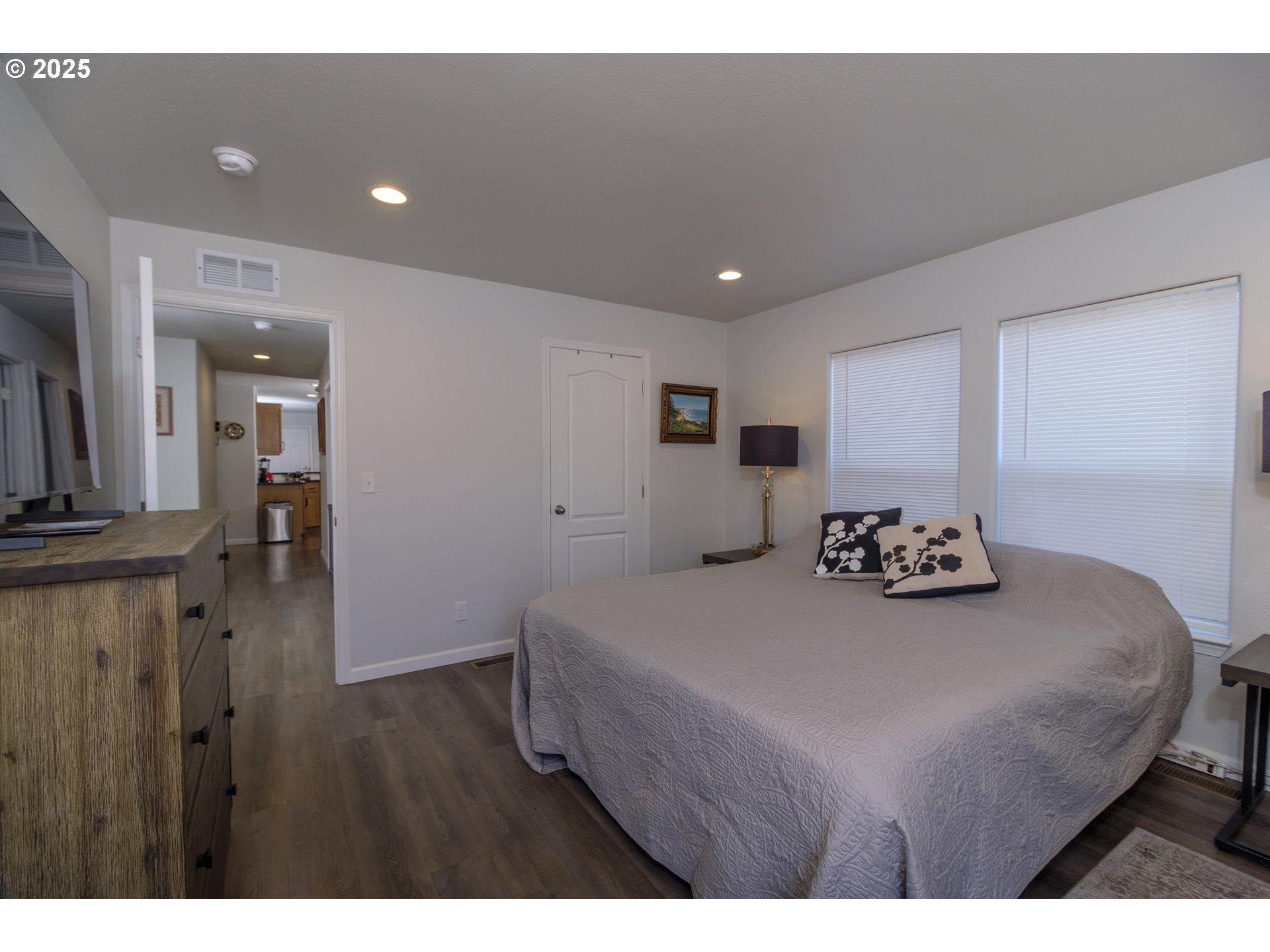 5262 Nopal Street Florence, OR 97439 - Photo 26 of 37