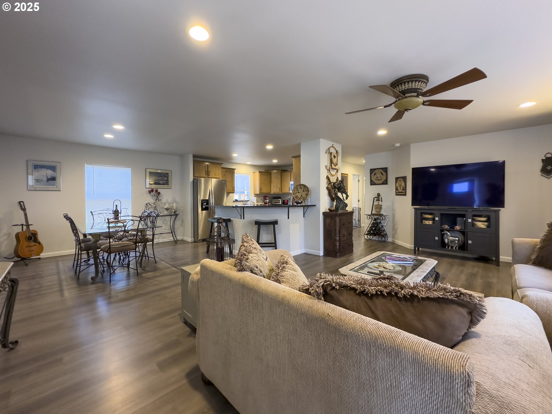 5262 Nopal Street Florence, OR 97439 - Photo 6 of 37