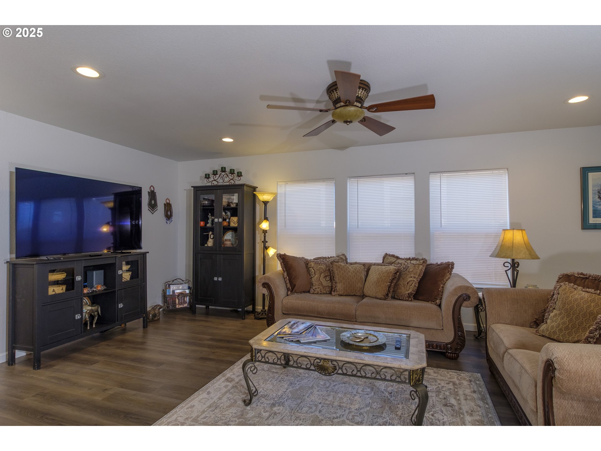 5262 Nopal Street Florence, OR 97439 - Photo 8 of 37