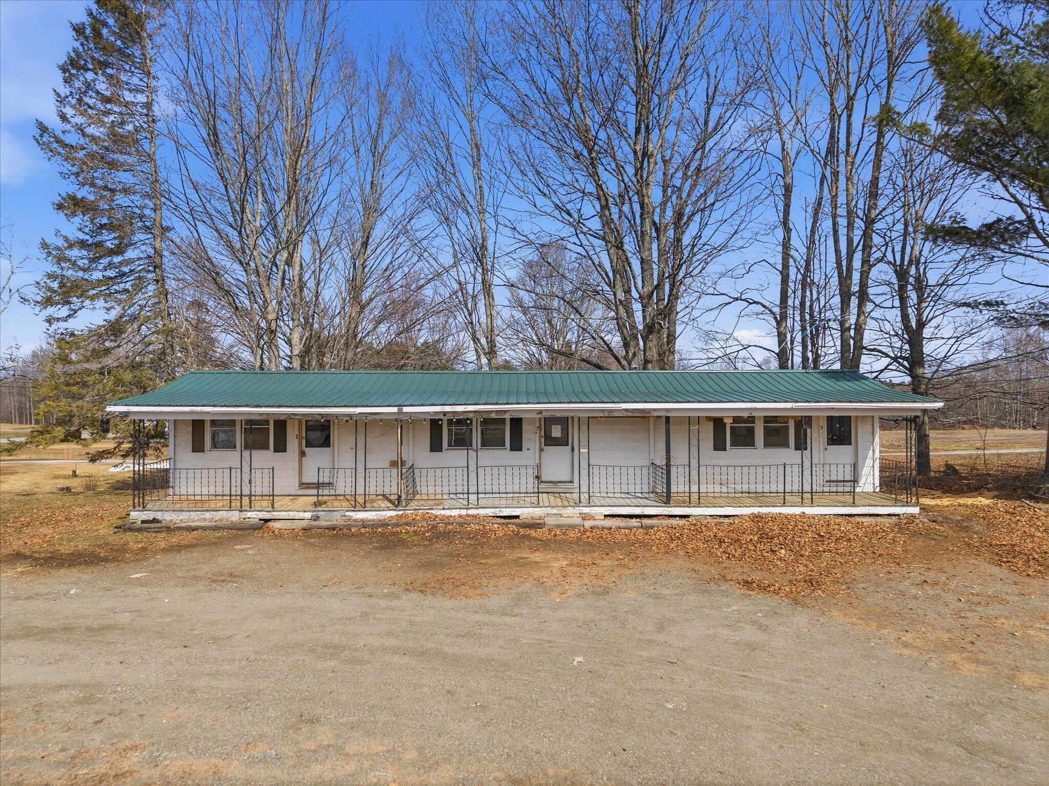 272 Main Street Corinth, ME 04427 - Photo 2 of 35 Exterior
