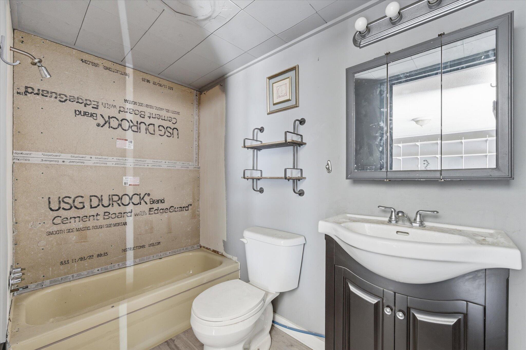 272 Main Street Corinth, ME 04427 - Photo 27 of 35 Unit 2