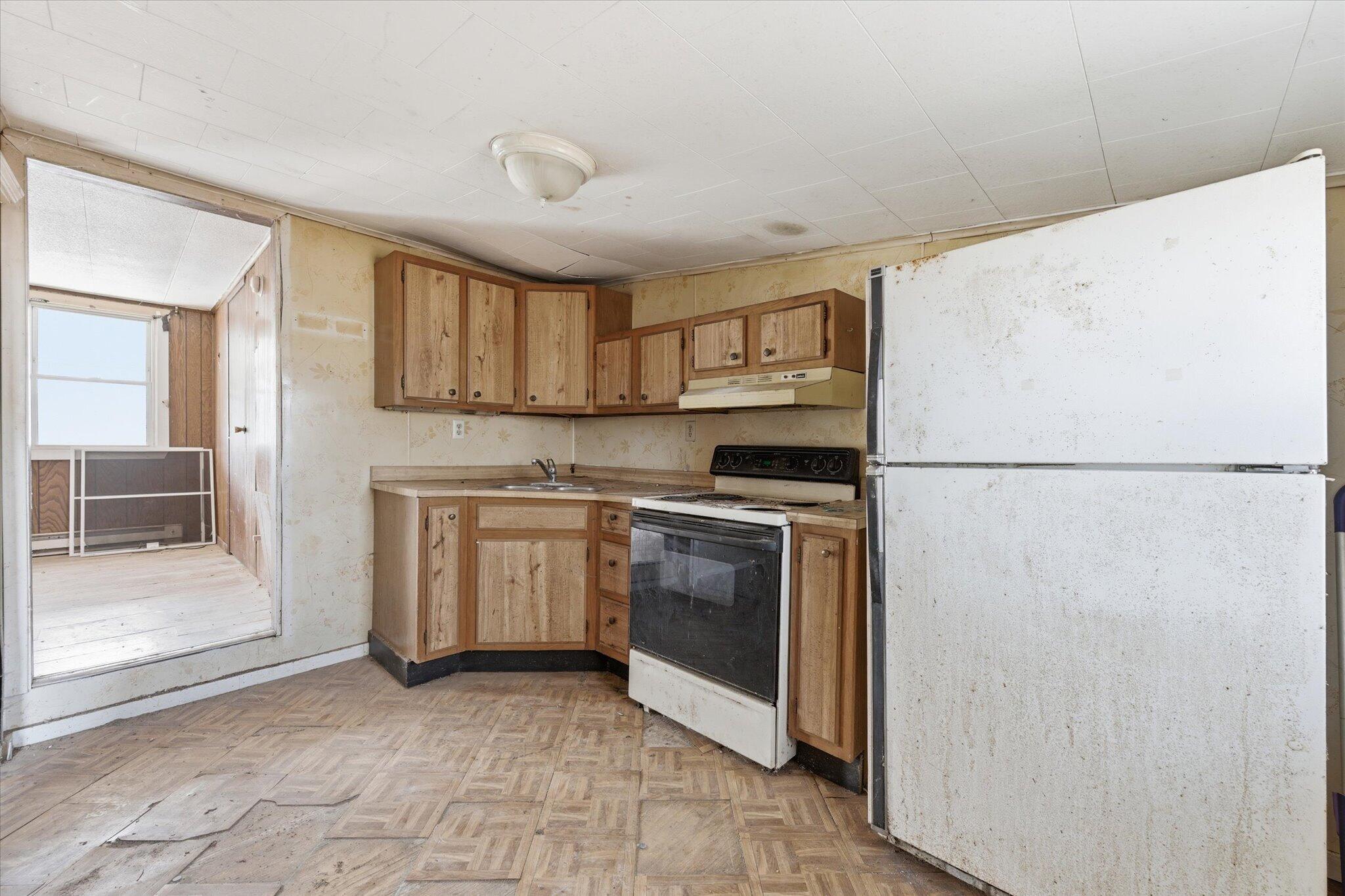 272 Main Street Corinth, ME 04427 - Photo 32 of 35 Unit 3