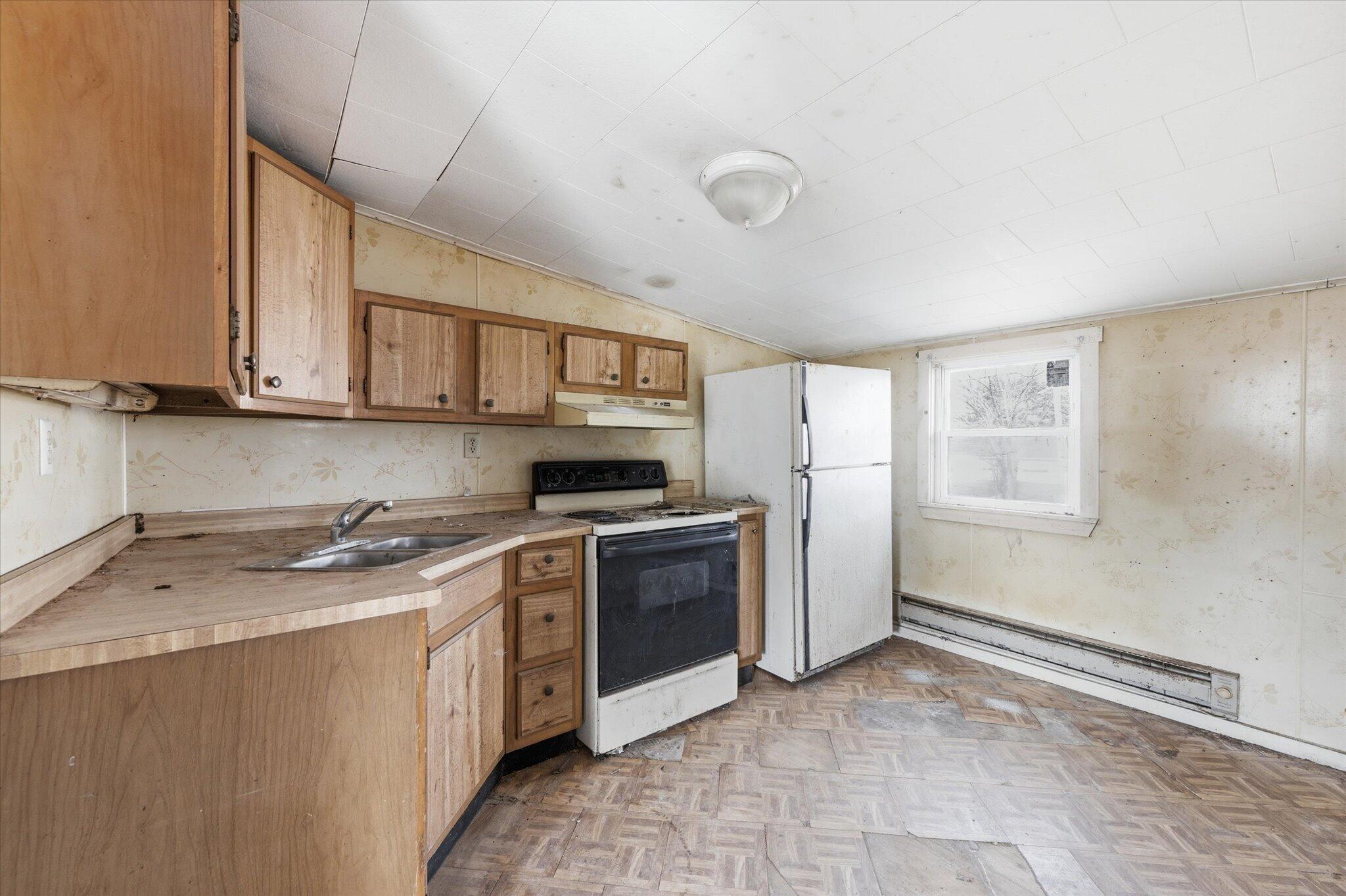 272 Main Street Corinth, ME 04427 - Photo 33 of 35 Unit 3