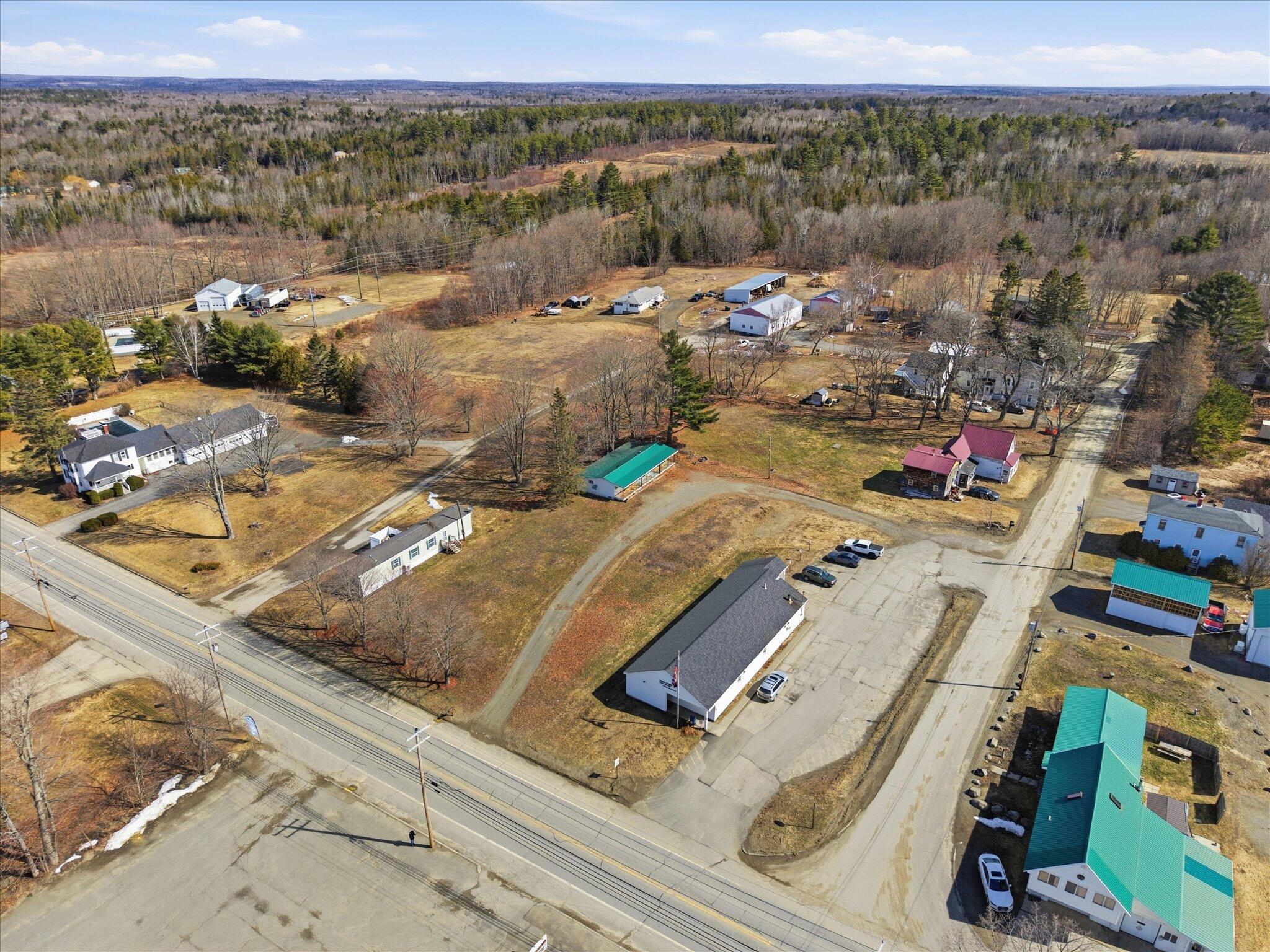 272 Main Street Corinth, ME 04427 - Photo 7 of 35 Exterior