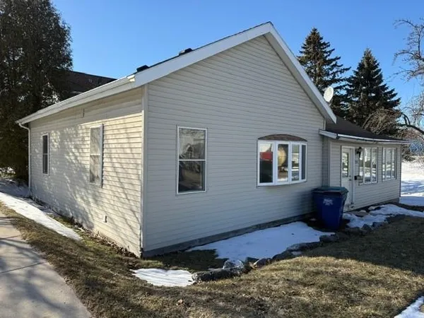 $199,000 | 321 Juneau Street, Kewaunee, WI 54216