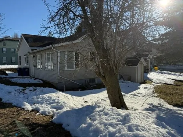 $199,000 | 321 Juneau Street, Kewaunee, WI 54216