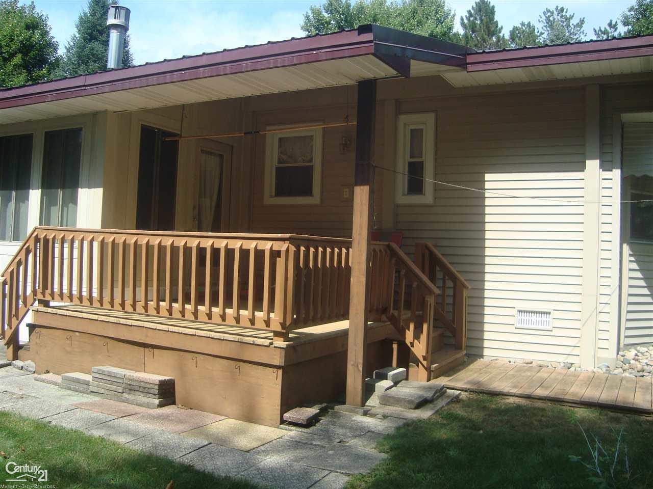 1390 West Youngs Road Gladwin, MI 48624 - Photo 4 of 75