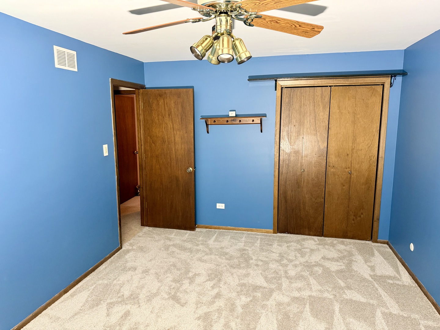 15813 Jon Road Oak Forest, IL 60452 - Photo 24 of 31 a view of a hallway with wooden floor