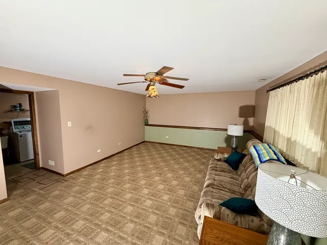 $354,999 | 15813 Jon Road, Oak Forest, IL 60452