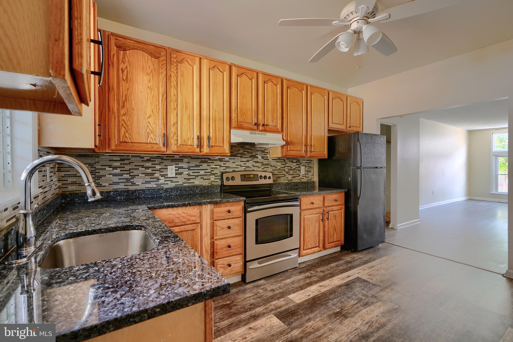 1304 Glyndon Avenue Baltimore, MD 21223 - Photo 9 of 25