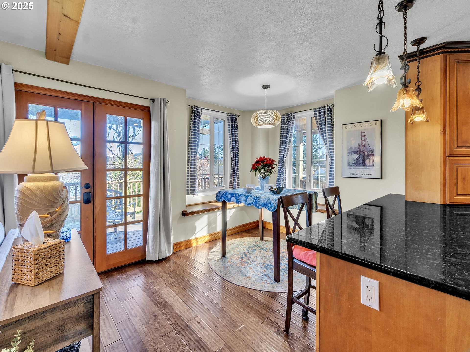 90589 Clark Road Warrenton, OR 97146 - Photo 30 of 48 a view of a living room and dining room