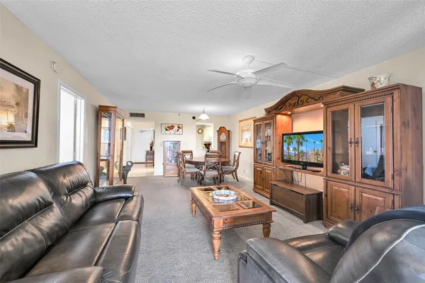 $1,700 | 4570 Northwest 18th Avenue, Unit 604, Deerfield Beach, FL 33064