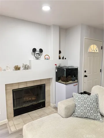 $549,900 | 11068 Sharp Avenue, Unit H, Mission Hills, CA 91345