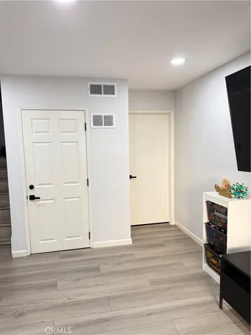 $549,900 | 11068 Sharp Avenue, Unit H, Mission Hills, CA 91345