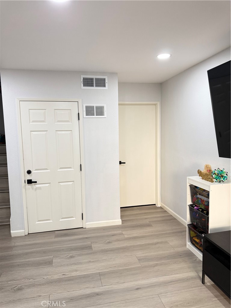 11068 Sharp Avenue, Unit H Mission Hills, CA 91345 - Photo 27 of 74