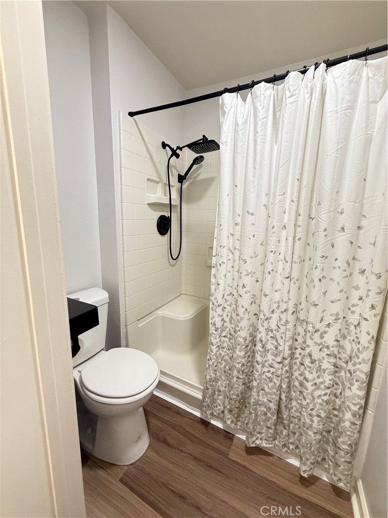 11068 Sharp Avenue, Unit H Mission Hills, CA 91345 - Photo 46 of 74