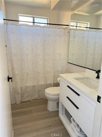 $549,900 | 11068 Sharp Avenue, Unit H, Mission Hills, CA 91345