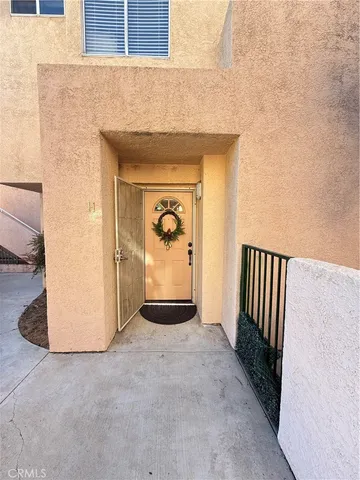 $549,900 | 11068 Sharp Avenue, Unit H, Mission Hills, CA 91345