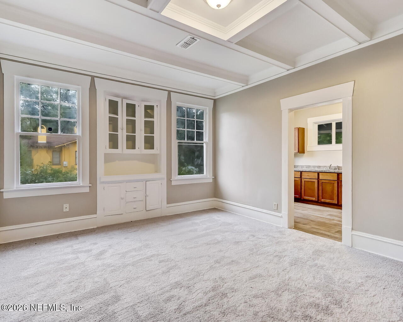 4325 Springfield Boulevard Jacksonville, FL 32206 - Photo 16 of 33 an empty room with windows