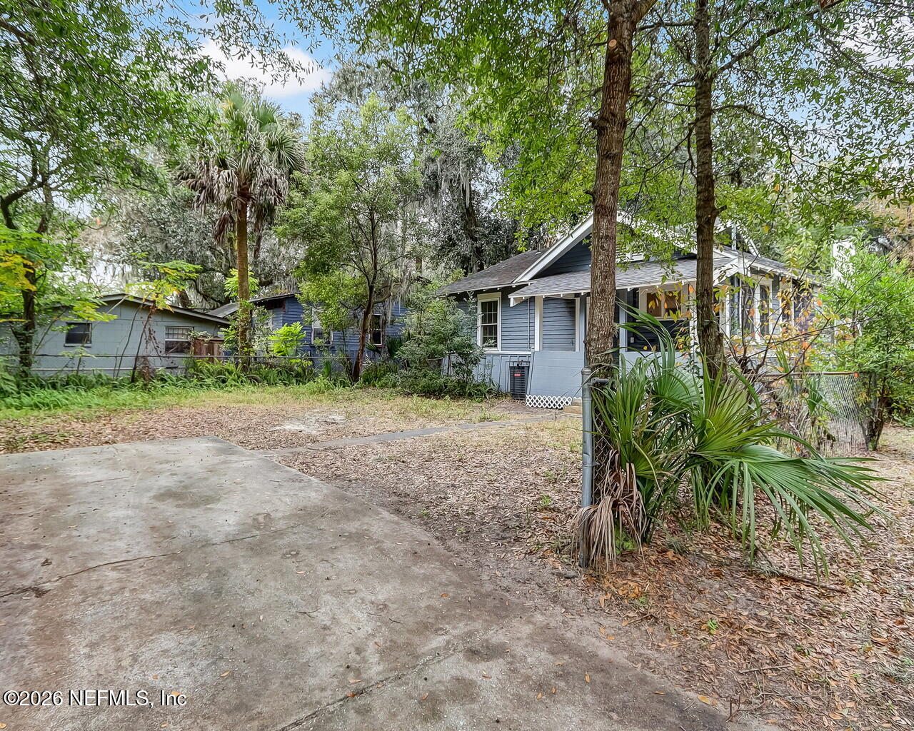 4325 Springfield Boulevard Jacksonville, FL 32206 - Photo 33 of 33 a view of backyard of house with green space
