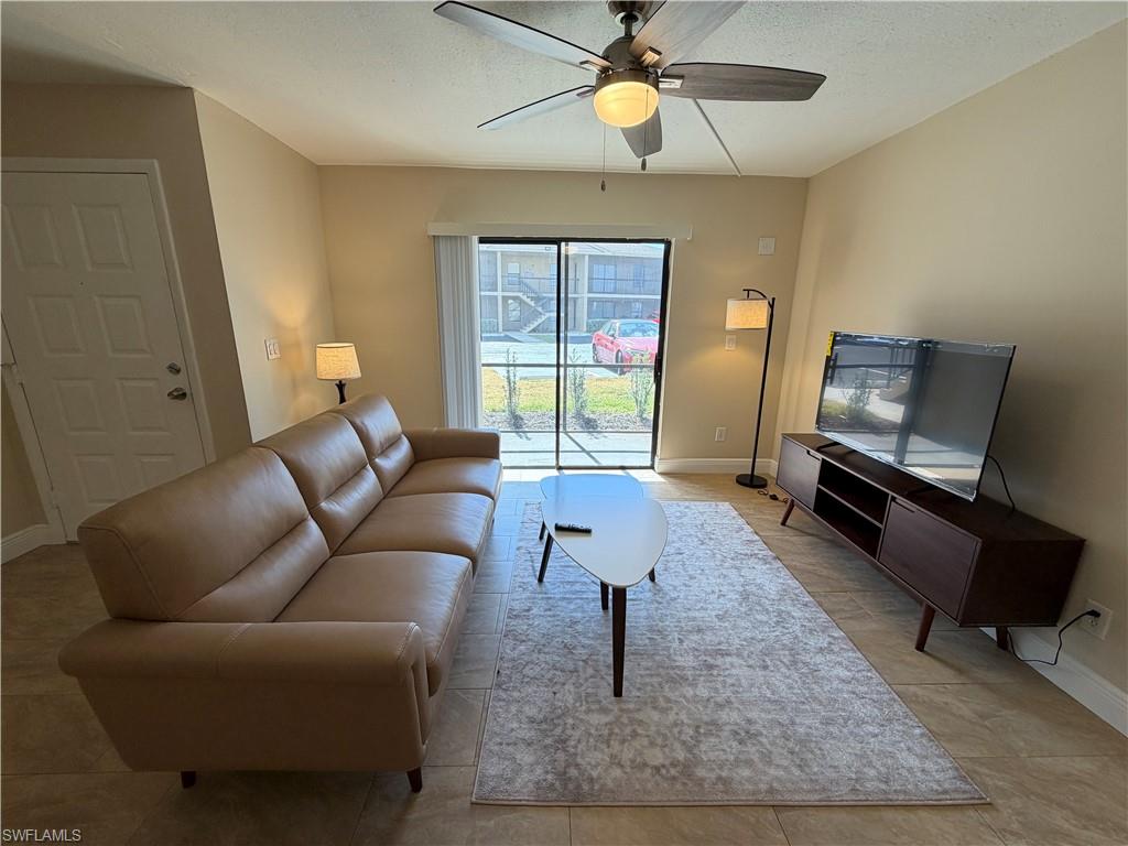 5327 Summerlin Road, Unit 2707 Fort Myers, FL 33919 - Photo 6 of 27