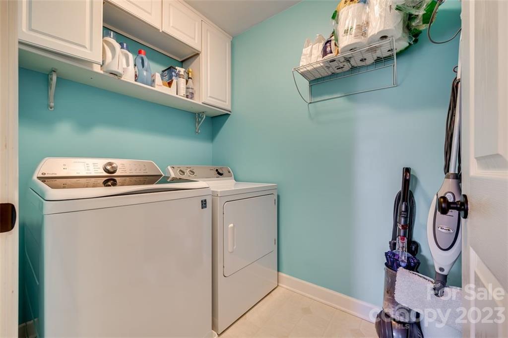 106 Anchura Road Fort Mill, SC 29708 - Photo 26 of 30 a utility room with dryer and washer