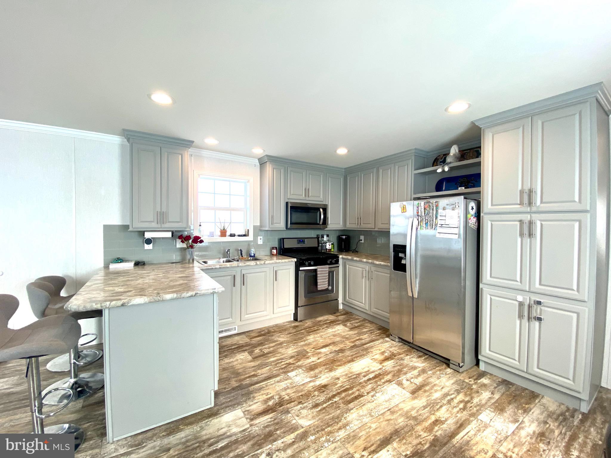 832 Buttonwood Avenue Spring City, PA 19475 - Photo 6 of 13 Gallery Image 6