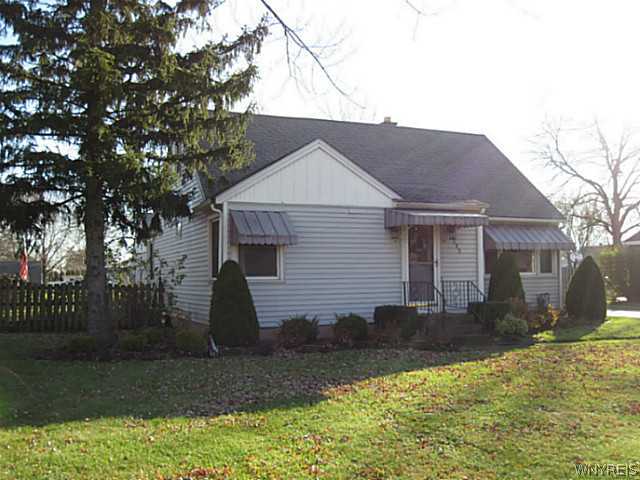 6335 Ward Road Wheatfield, NY 14132 - Photo 1 of 1 Exterior Front
