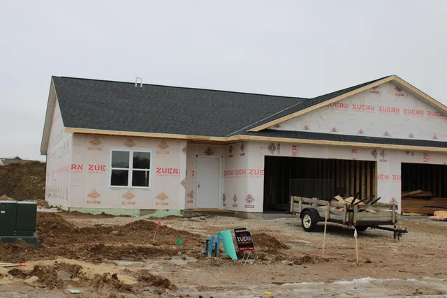 $335,000 | 1352 Kettle Drive, Kewaskum, WI 53040